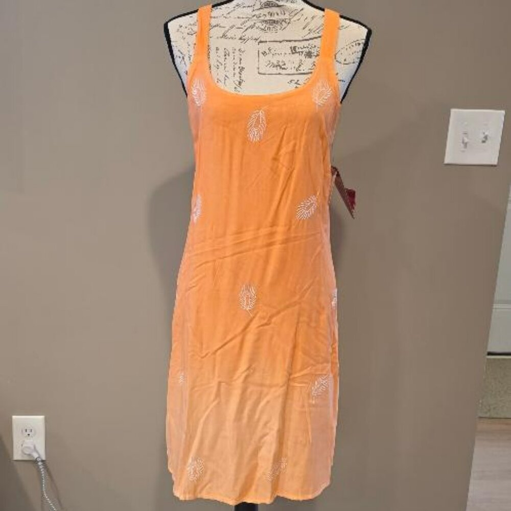 NWT - Yak & Yeti Summer Dress Size Medium